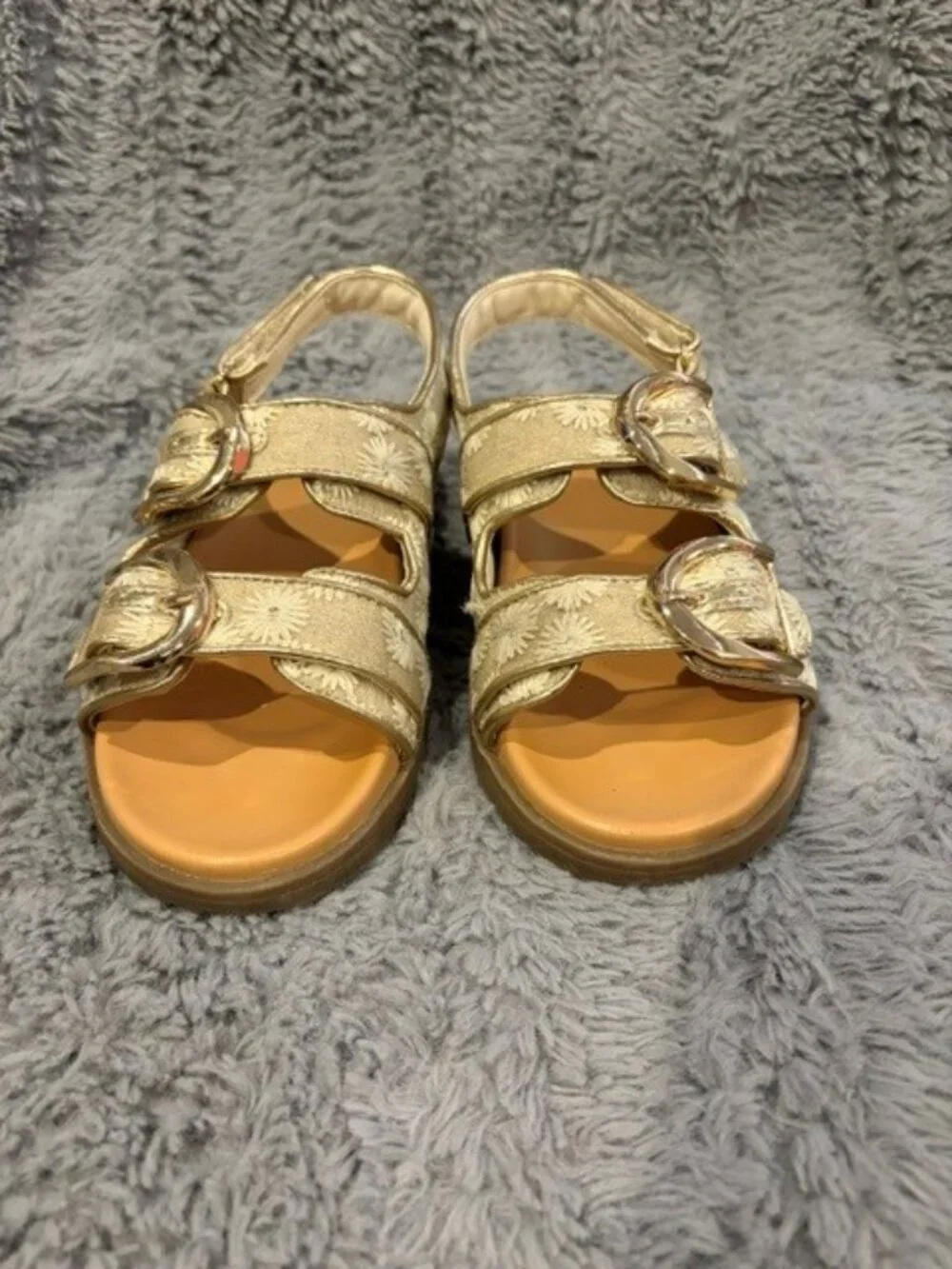 DV Dolce Vita Girls Allanie Floral Sandals size 3 EUC!
